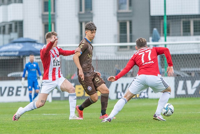 更是賴斯與 更是賴斯與